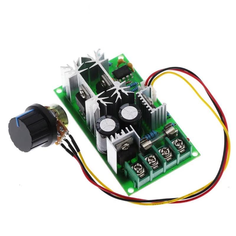Controlador de velocidad PWM 1200W para Motor DC 10-60V 20A Controlador de velocidad PWM 1200W DC 10-60V 20A con disipador de aluminio y borneras