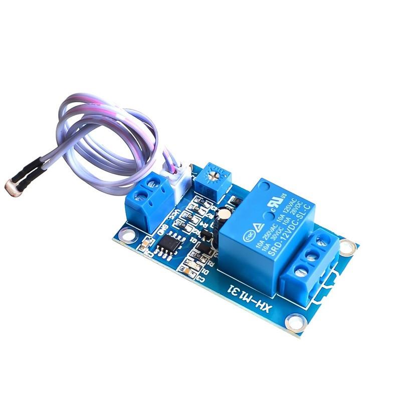 Módulo Relé 12V con Sensor LDR para Control Automático de Luz Imagen del modulo rele 12v con ldr, un dispositivo que utiliza una fotoresistencia para activar un relé automáticamente según la luz ambiental, ideal para automatización y control eléctrico.