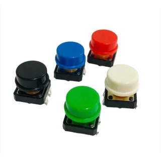 Pulsador de 12x12x7,3 mm con perilla